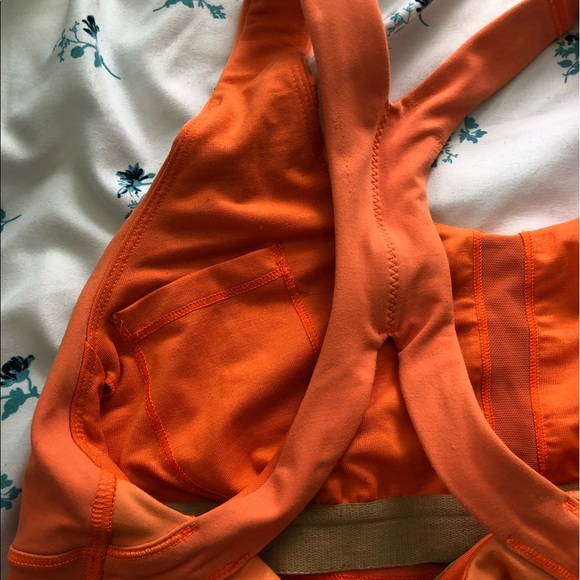 Lululemon top - Picture 3 of 4